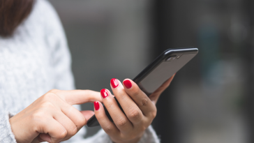 app Flockr faz parceria com Casa do Vira Lata