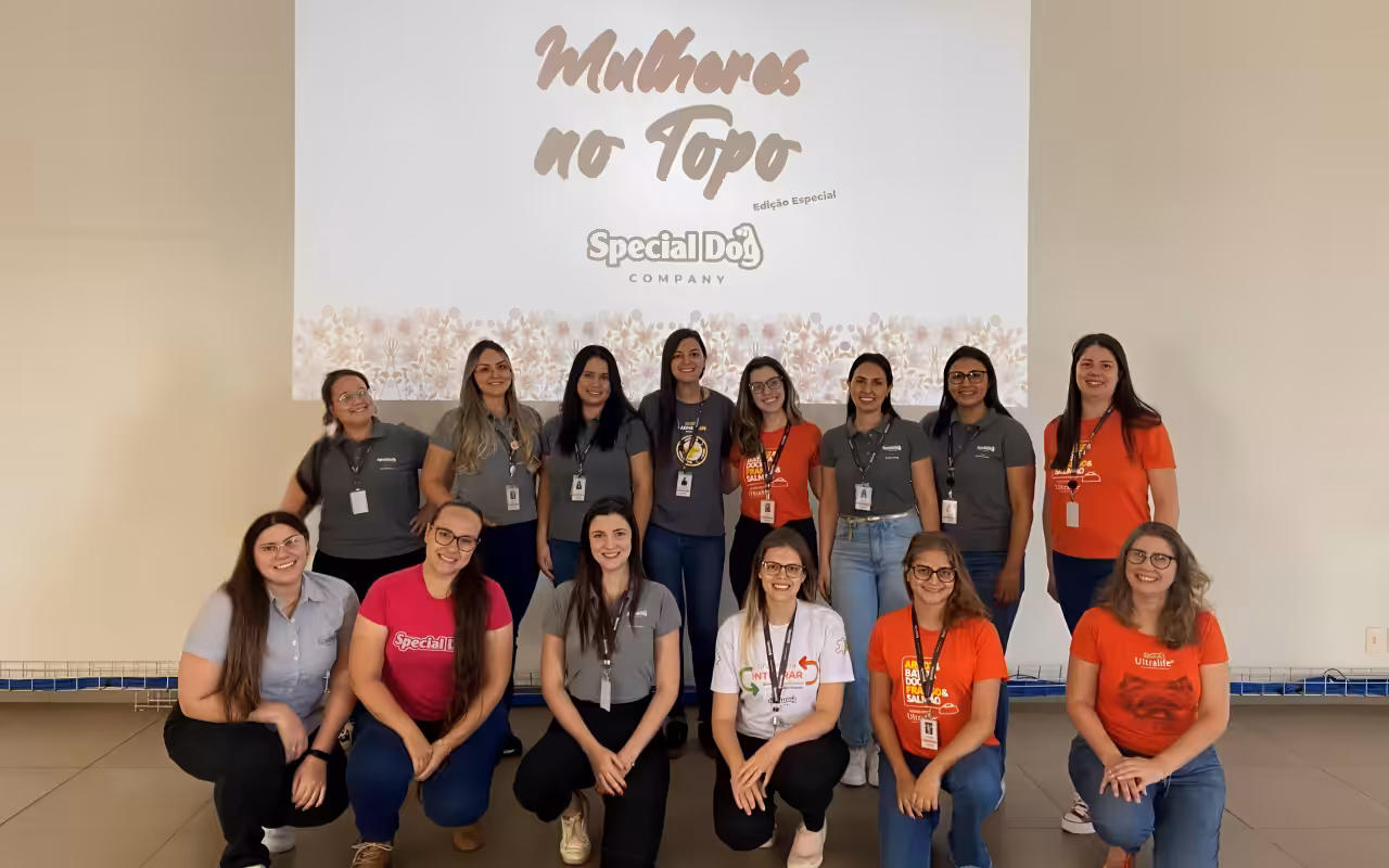 Programa da Special Dog Company empodera colaboradoras
