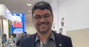 Dor na coluna vertebral: Paulo Marinho aborda condutas clínicas e cirúrgicas