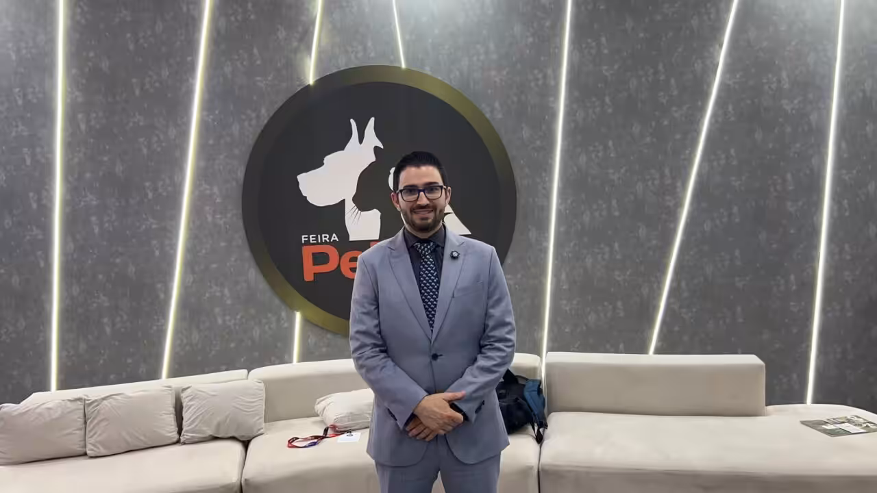 Diretor do Núcleo de Cirurgia da Anclivepa palestrou no CONEVEPA 2025