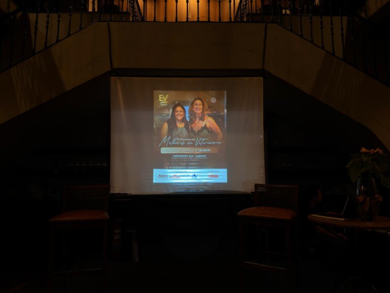 Cães&Gatos participa de evento em homenagem as mulheres na veterinária