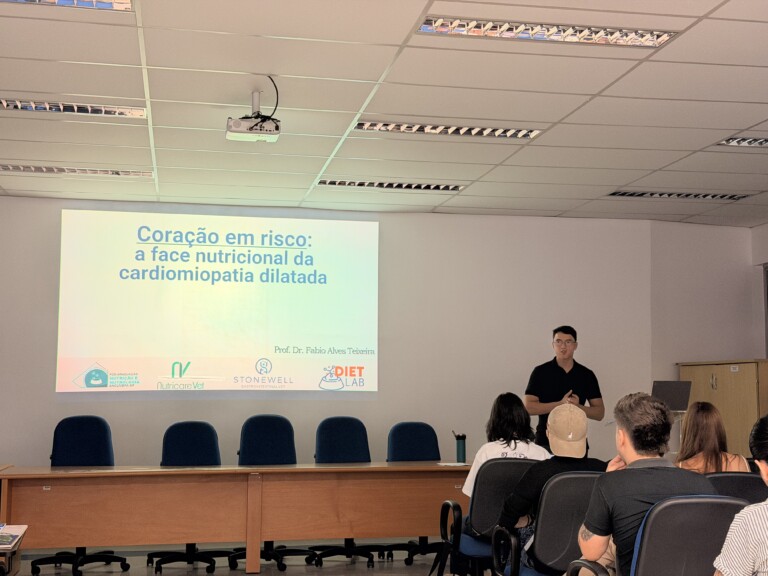 Na SACAVET especialista alerta para impacto da alimentação na saúde cardíaca de pets