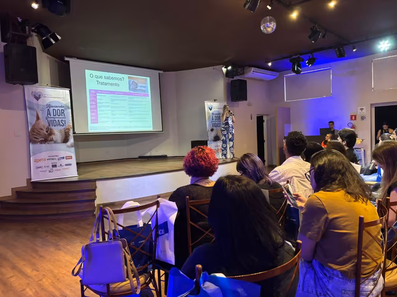 Maira Formenton traz insights sobre a Osteoartrite Felina no Simpósio Dor e Comportamento 2025