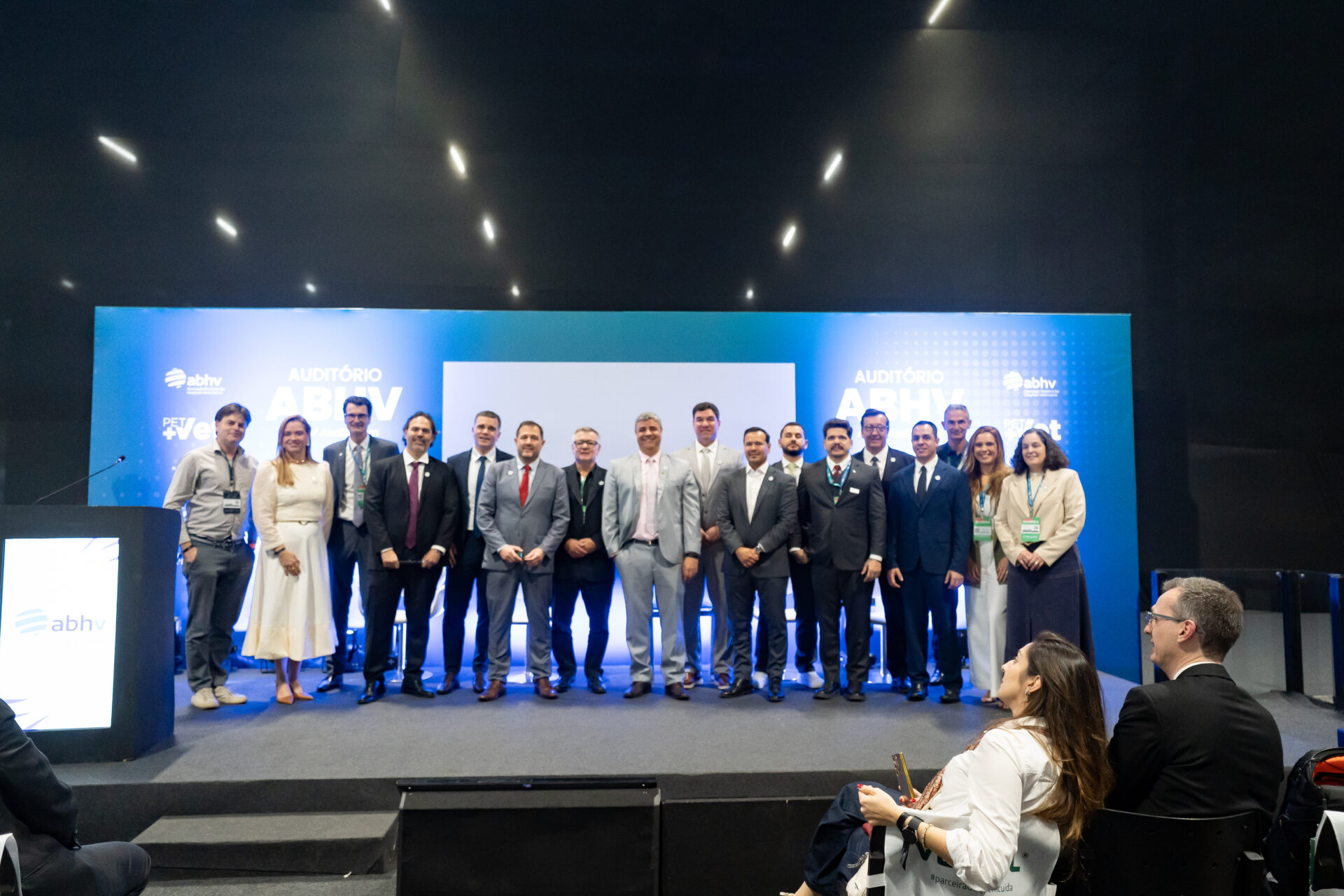 ABHV inicia novo triênio com foco em gestão hospitalar e lançamento da CoopVet