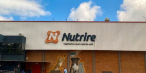 Nutrire adquirida por grupo japonês