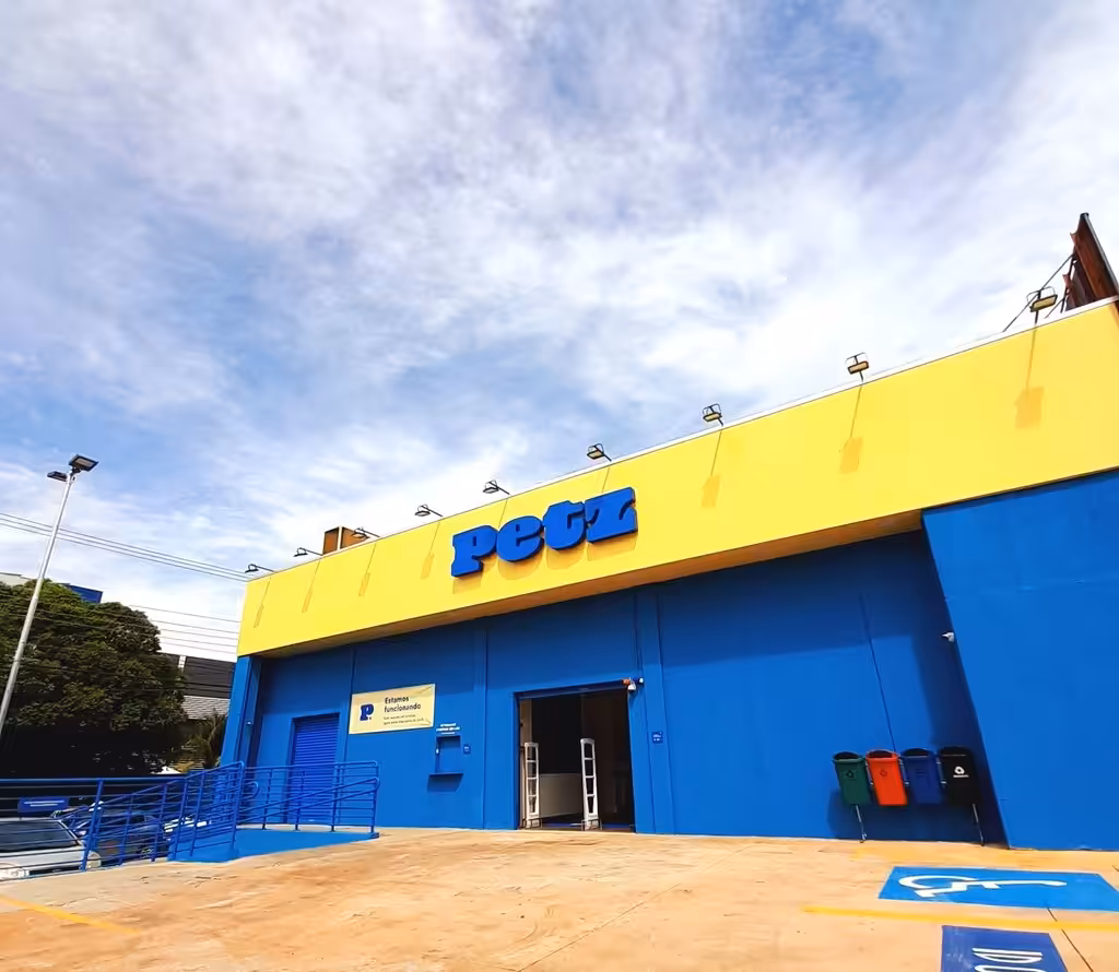 Cade intensifica apuração sobre fusão entre Petz e Cobasi diante do risco de monopólio