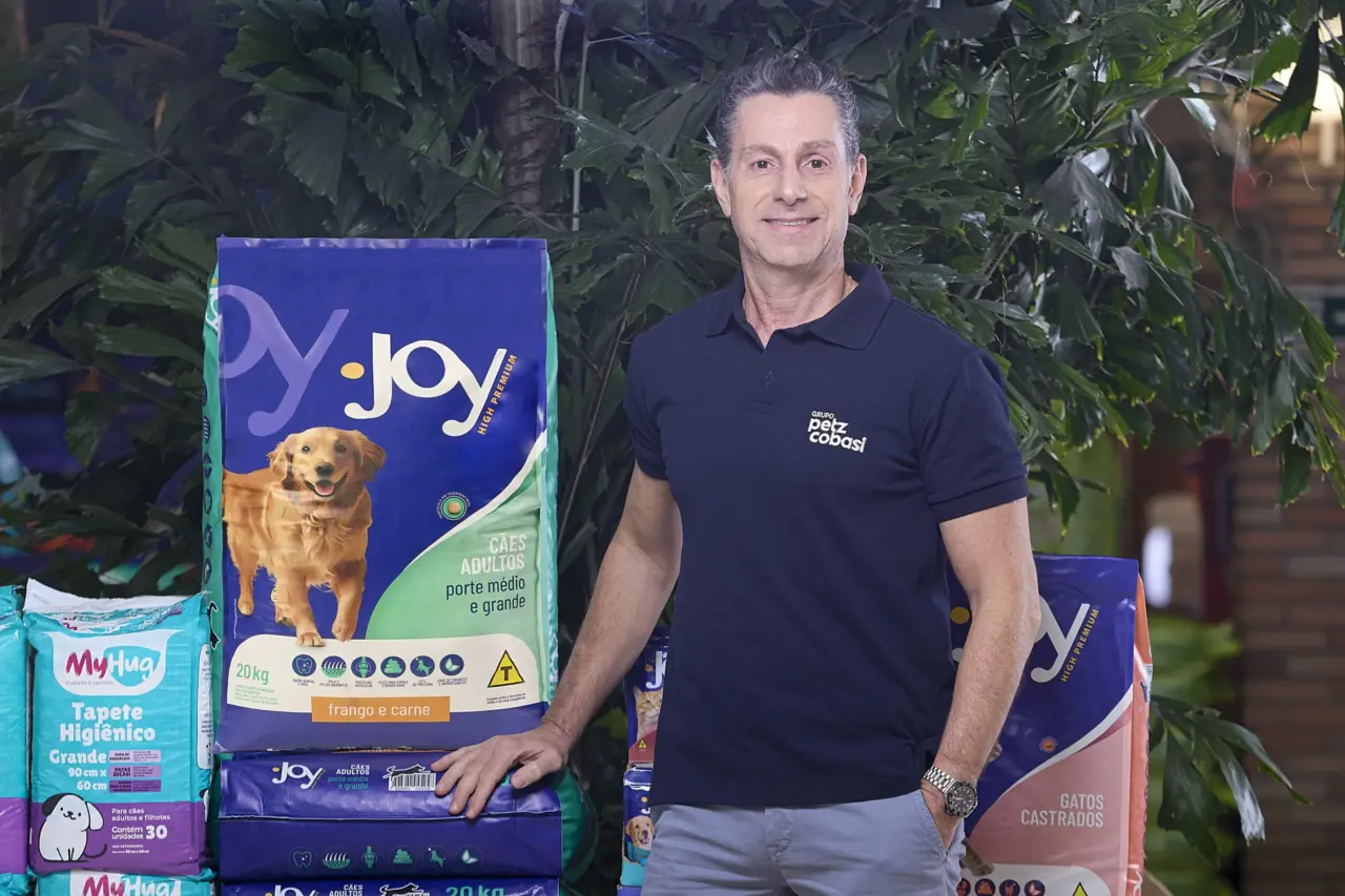 Fusão entre Petz e Cobasi cria gigante bilionária e redefine o varejo pet no Brasil