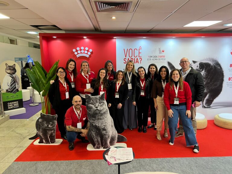 Royal Canin une ciência, educação veterinária e sustentabilidade no Cat Congress