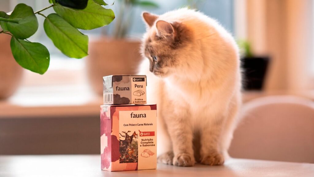Tecnologia da Tetra Pak alia nutrição e bem-estar à alimentação dos pets