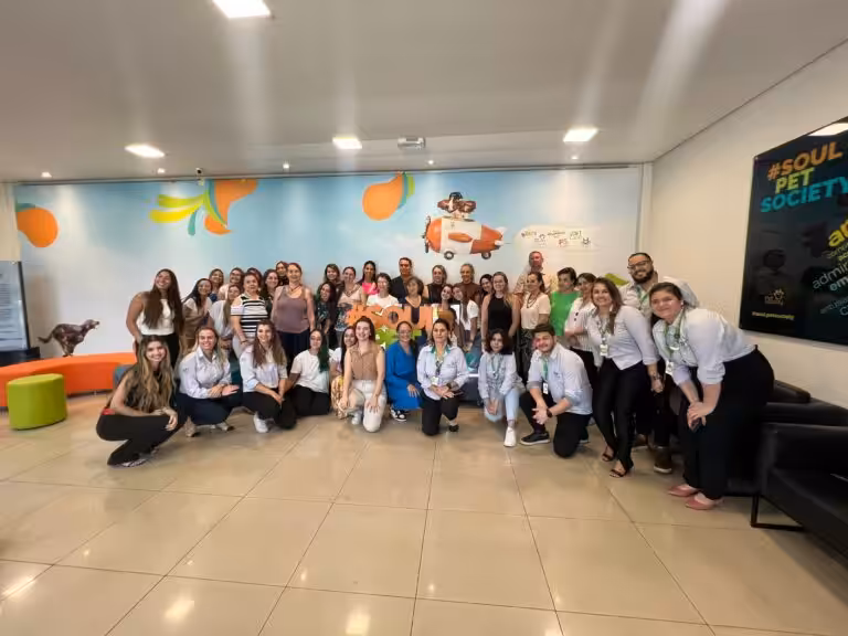 Pet Society apresenta fábrica moderna a profissionais dos cuidados pet