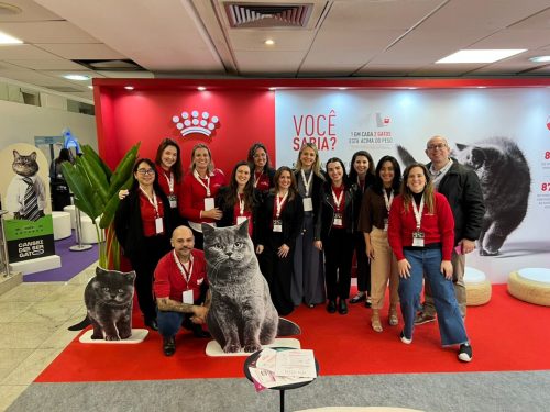 Royal Canin une ciência, educação veterinária e sustentabilidade no Cat Congress