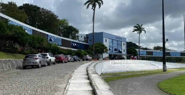 Hospital Veterinário da UFRPE denuncia escassez de materiais essenciais