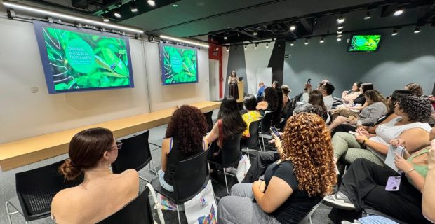 Hill’s aposta em proteína de inseto para saúde da pele e digestão dos cães