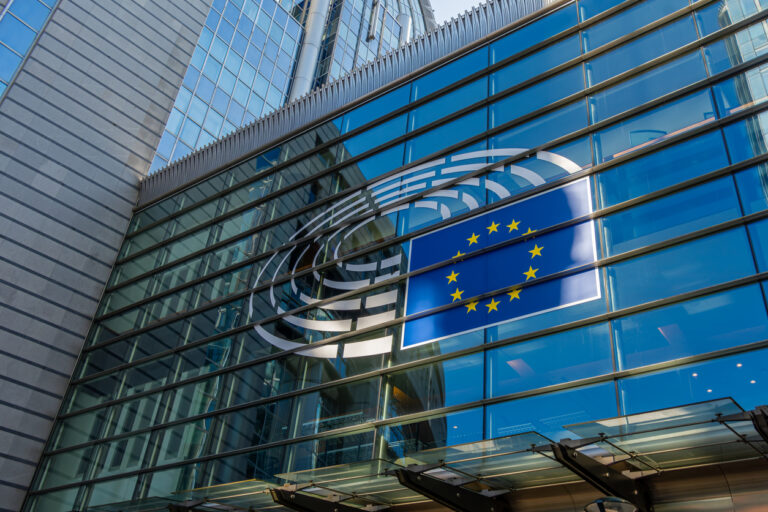 União Europeia avança para substituir testes em animais na avaliação de produtos químicos