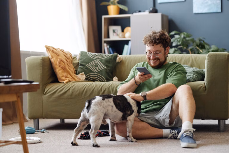 Redes sociais ampliam debate sobre bem-estar de cães e gatos