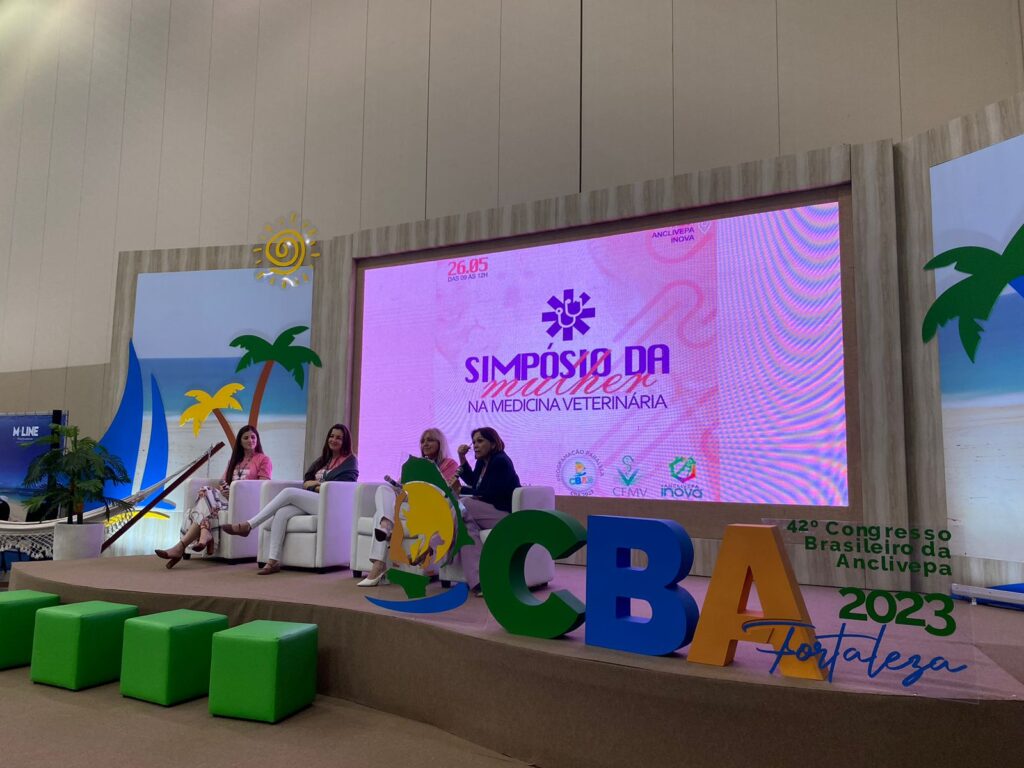 Simpósio aborda participação feminina na Medicina Veterinária