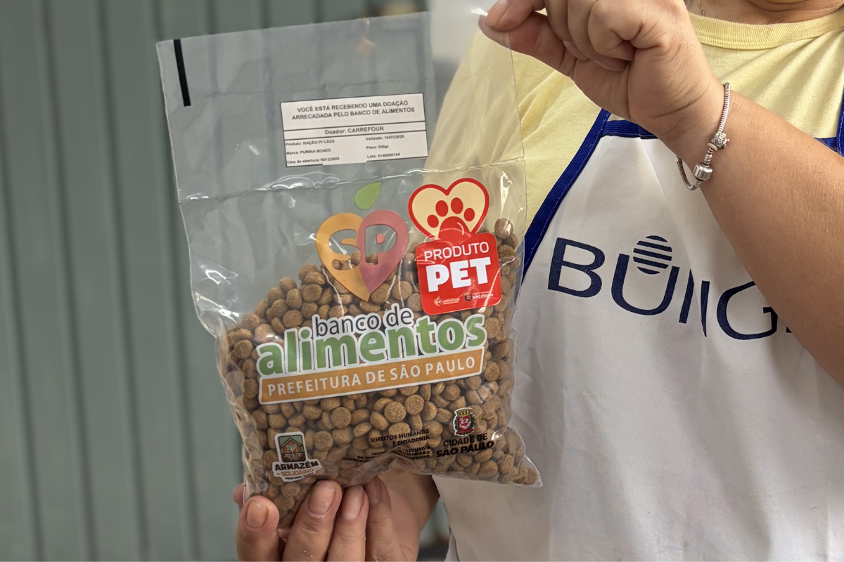 Prefeitura de São Paulo amplia distribuição gratuita de ração para pets em programas sociais